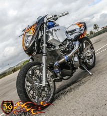 Custom Jean Pierre GSX R 1400 16